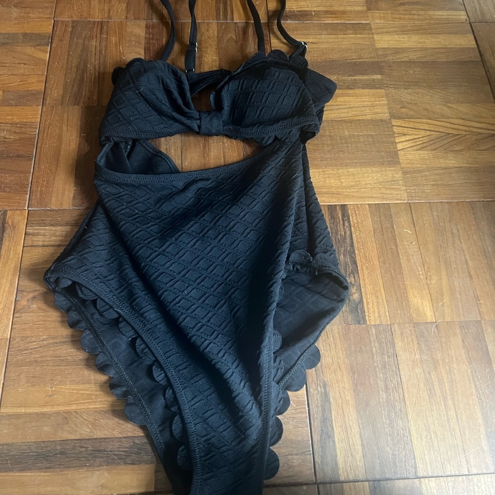 Black One Piece Swim Dress Scalloped Edge Women’s Swimsuit